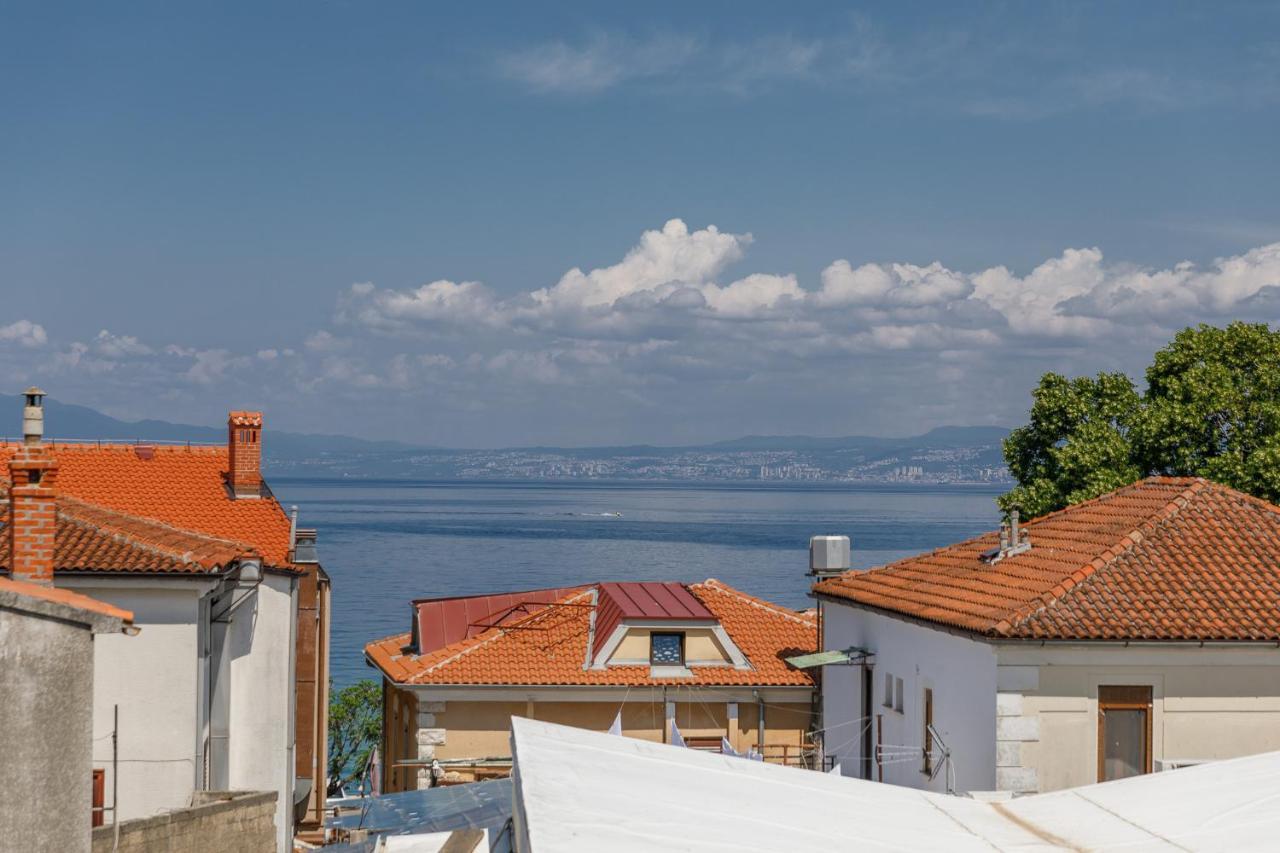 Apartmen Plus U Centru Blizu Plaze Njivice Luaran gambar