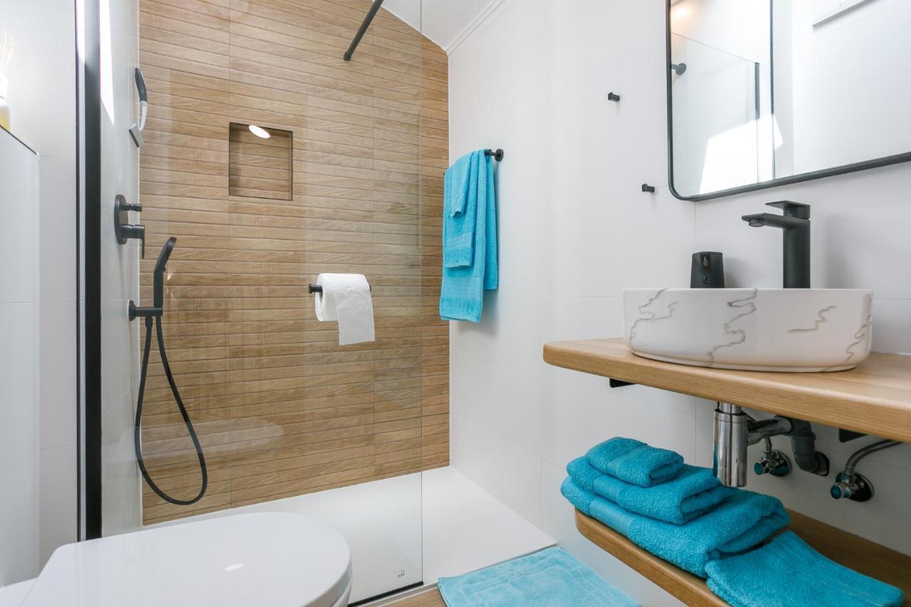 Apartmen Plus U Centru Blizu Plaze Njivice Luaran gambar
